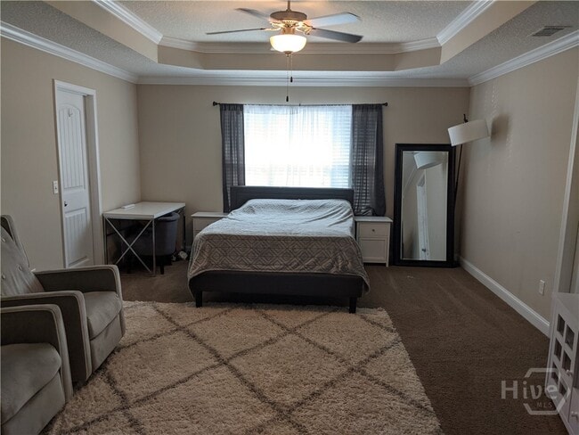 Building Photo - 209 Grandview Dr