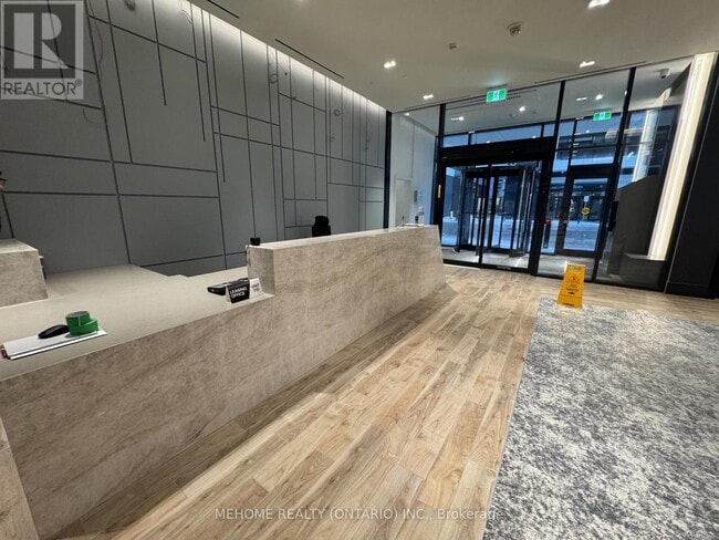 Photo du bâtiment - 65 Broadway Ave