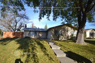 Building Photo - 6527 Bremen Dr