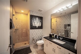 Building Photo - 4575 Dean Martin Dr Building Photo - 4575 Dean Martin Dr