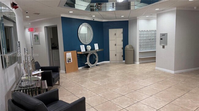 Foto del edificio - 1200 St Charles Pl