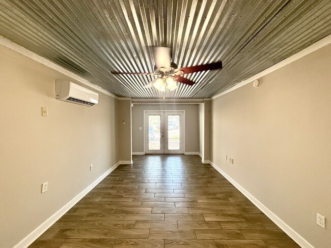 Foto del edificio - ADORABLE 2 BED WINTER PARK RENTAL HOME