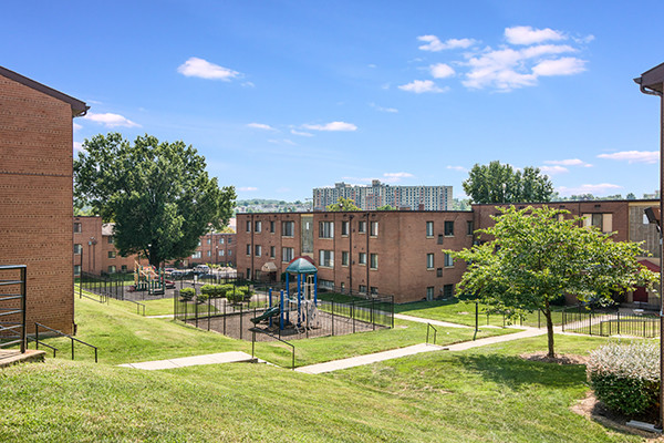 Foto del edificio - Meadowbrook Run Apartments