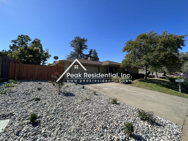 Building Photo - 3 br, 2 bath House - 5952 Kenneth Avenue