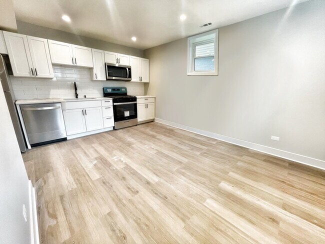 Foto del edificio - 2309 N Campbell Ave