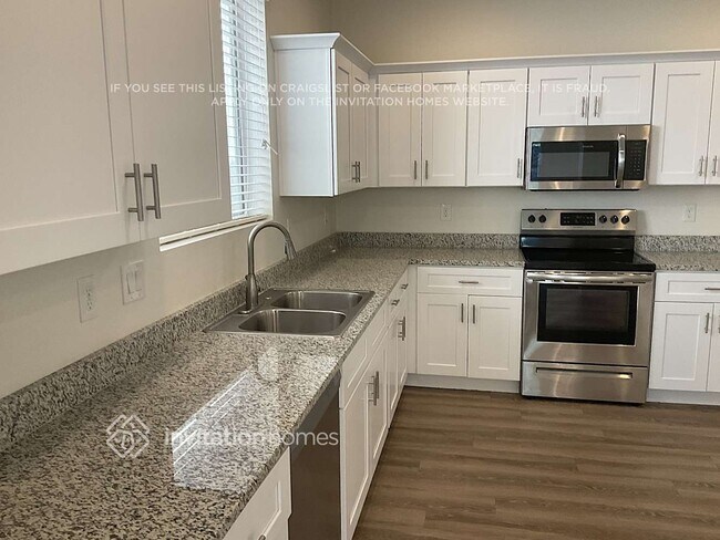 Foto del edificio - 12452 W Lindbergh Dr