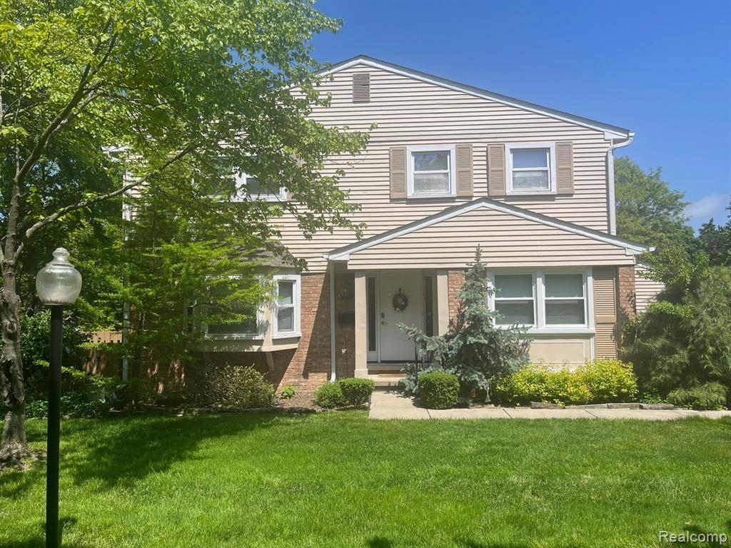 Foto principal - 1639 Brentwood