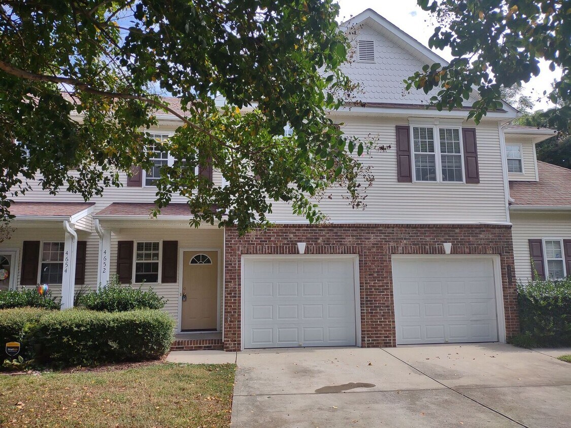Foto principal - COMING SOON!! Lovely 2 Bedroom House | Gre...