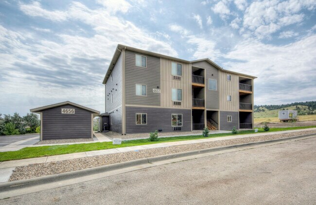 Building Photo - 4652 Coal Bank Dr