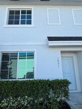 Building Photo - 1021 NW 5th Ave