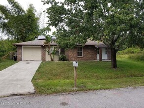 Building Photo - 1081 Ivanhoe St NW