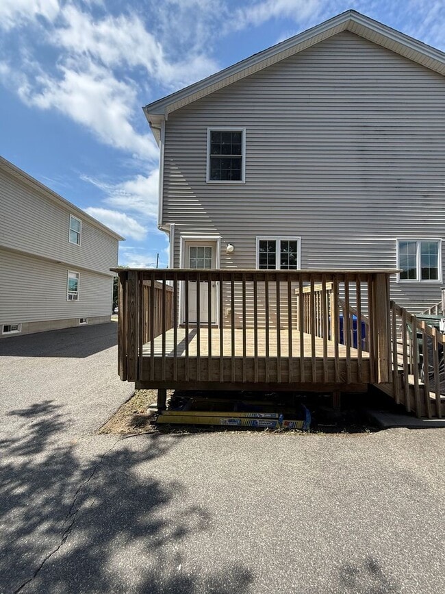 Building Photo - 63-65 Stocker St