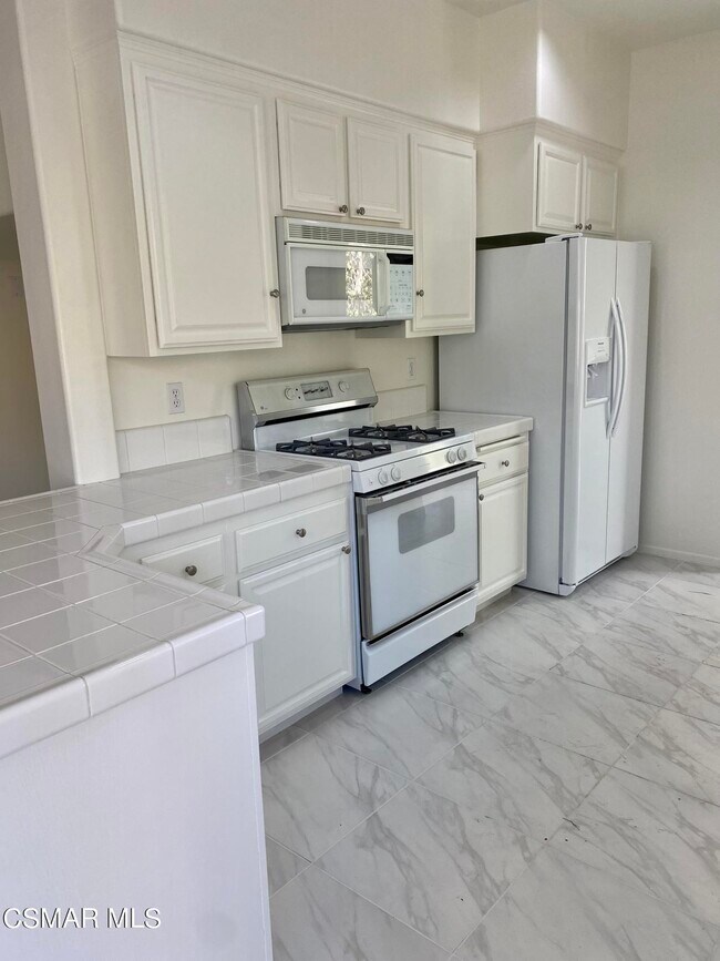 Building Photo - 226 Concerto Dr