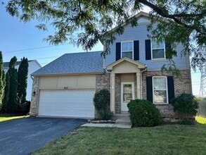 Building Photo - 820 Rebecca Ln