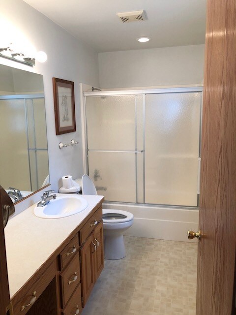 Baño principal - 2319 Connecticut Ave