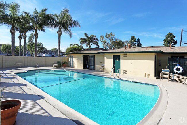Oceanaire Apartment Homes Rentals Huntington Beach, CA