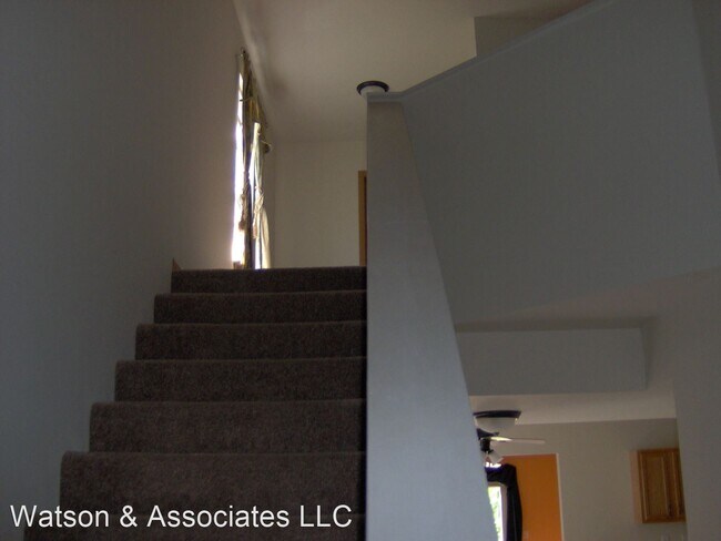 Building Photo - 3 br, 2.5 bath House - 16800 A Huntington Ln