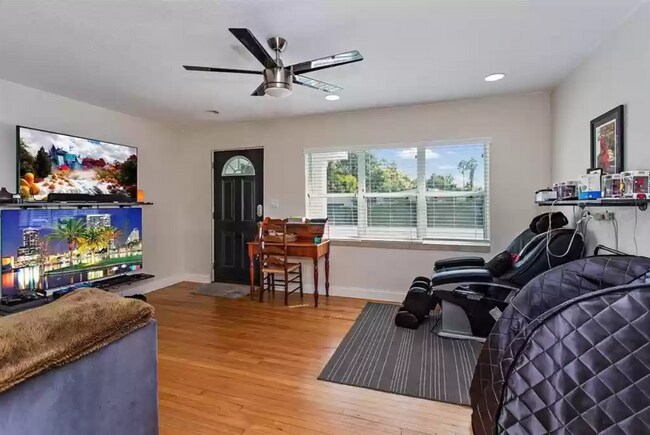 Foto del edificio - 231 W Princeton St