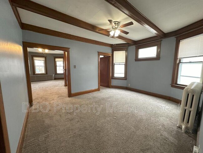 Building Photo - 319 New Scotland Ave