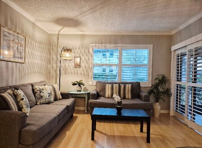 Foto del edificio - 19505 Quesada Ave