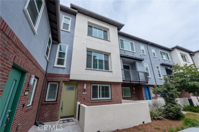 Foto del edificio - 711 Hudson Ln