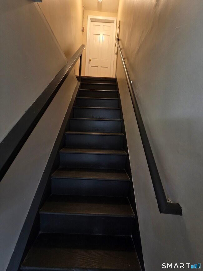 Foto del edificio - 22 Lakeview St