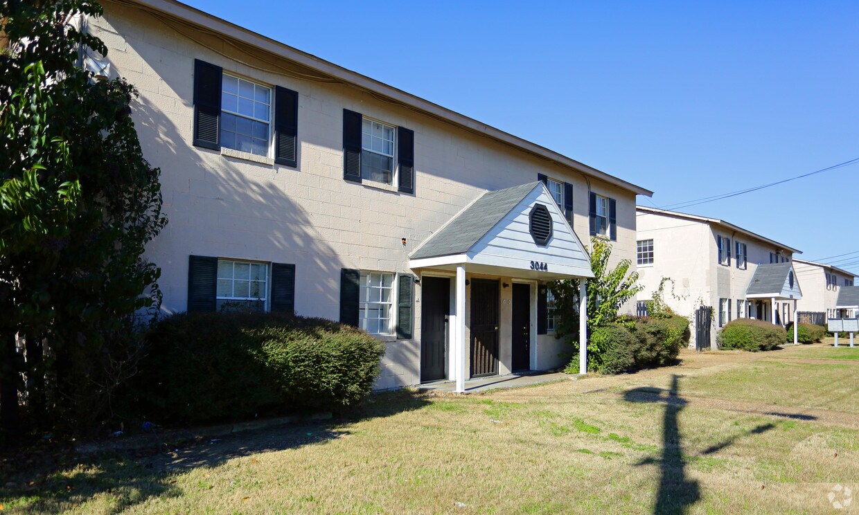 Sullivan Garden - 3034-3044 Fairwest Pl