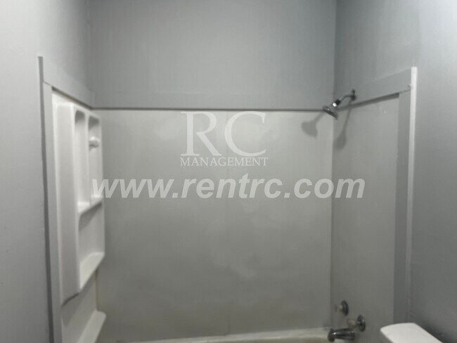 Foto del edificio - 218 Tennessee-