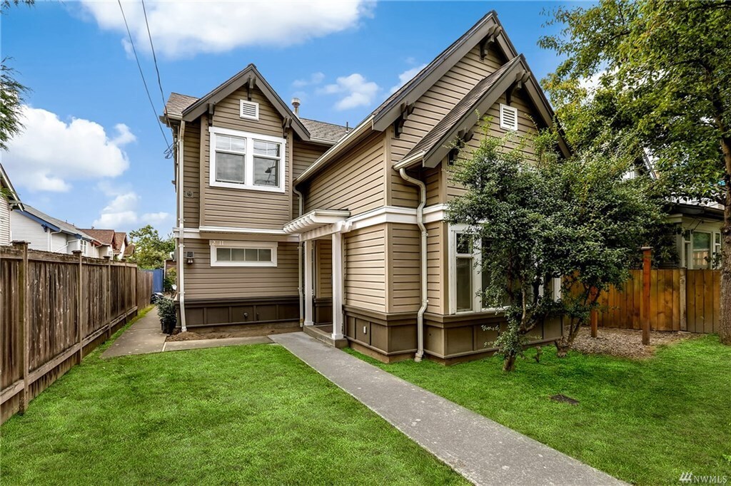Primary Photo - 2411 E Yesler Way