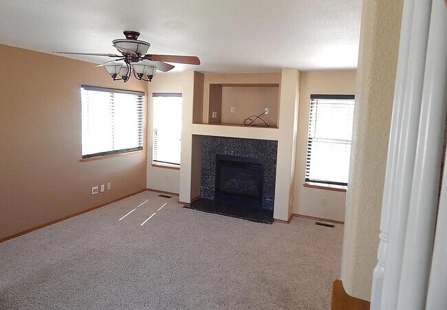 Foto del edificio - 3930 Pronghorn Meadows Cir