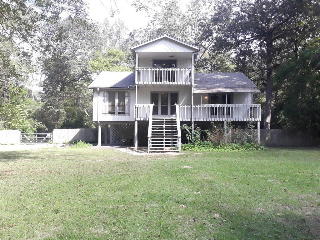 Primary Photo - 107 N White Oak Dr