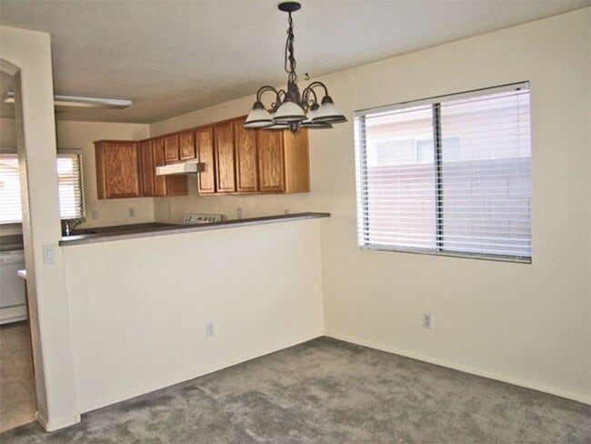 Building Photo - 3 Bedroom 2 bath single family home in CAM...