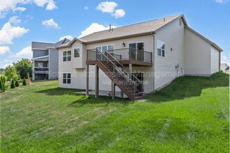 Building Photo - 521 Upper Ridgepointe Ct
