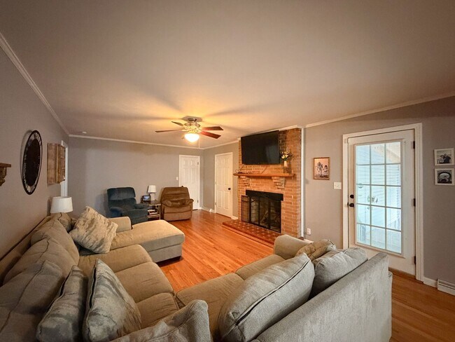 Foto del edificio - Coming Soon!