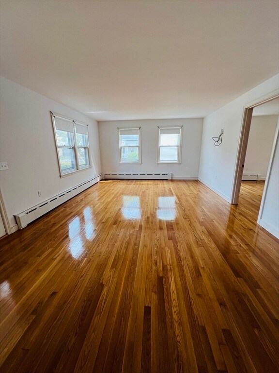 Foto del edificio - 33 Forest Ave