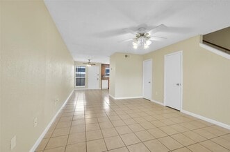 Building Photo - 250 El Dorado Blvd