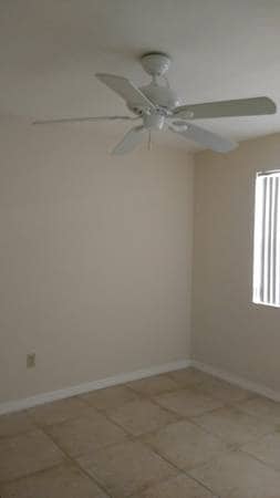 Foto del edificio - 14917 SW 104th St
