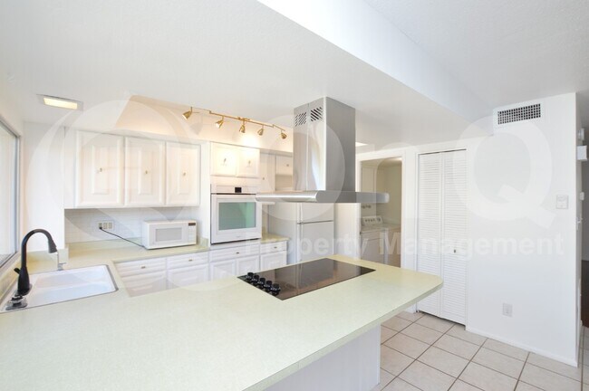 Foto del edificio - 4028 N Granite Reef Rd