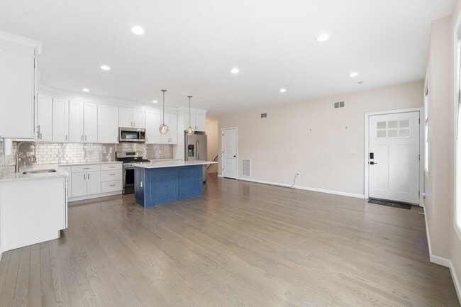 Foto del edificio - 5103 Meadowview Ave