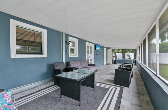 Foto del edificio - 2911 E 97th Ave