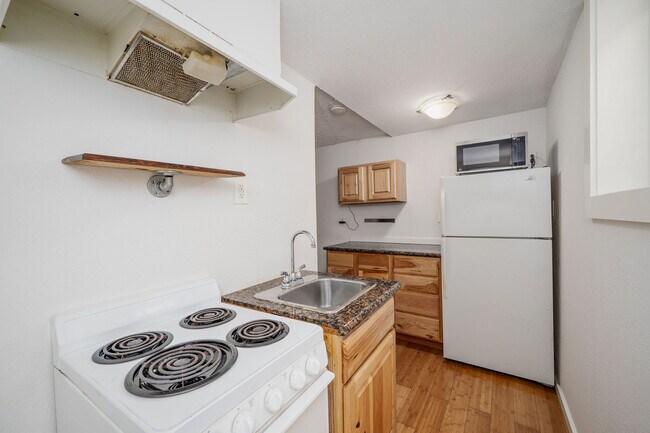 Foto del edificio - 6654 Flora Ave S