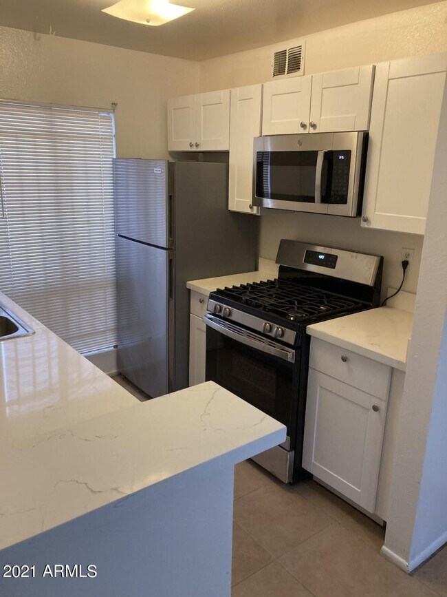 Foto del edificio - 1701 W Tuckey Ln