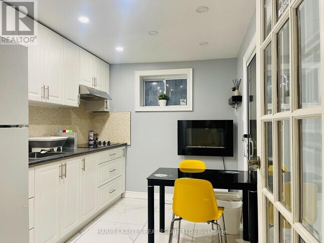 Photo du bâtiment - 1538 Davenport Rd