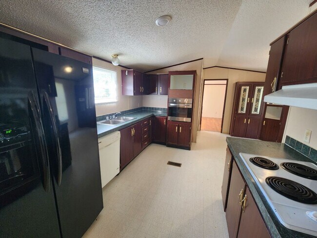 Foto del edificio - 15 Wilma Ln