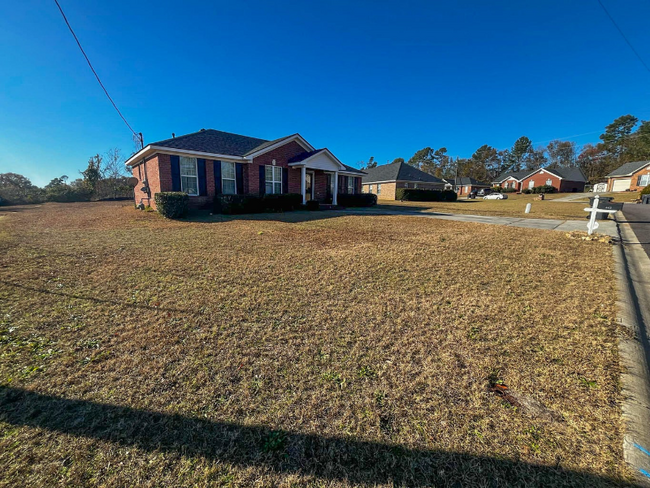 Building Photo - 4412 Hatteras Dr