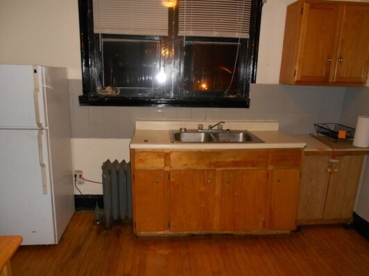 Primary Photo - 4425 N Ashland Ave