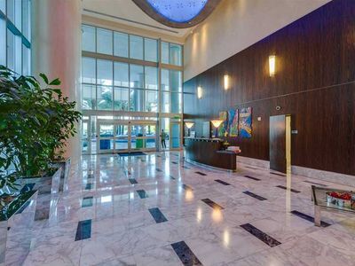 Foto del edificio - 185 SW 7th St