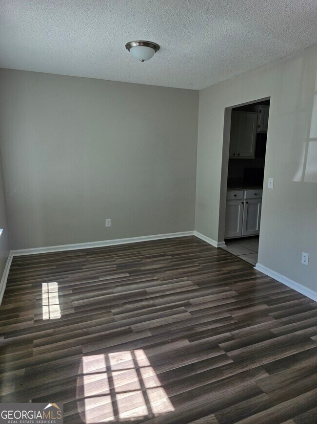 Foto del edificio - 752 Morningside Ln