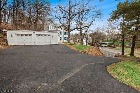Foto del edificio - 227 Milford Mt Pleasant Rd