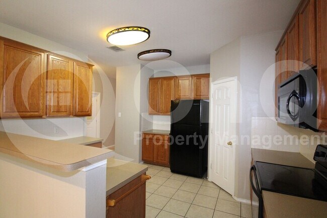 Building Photo - 4126 Carrington Dr
